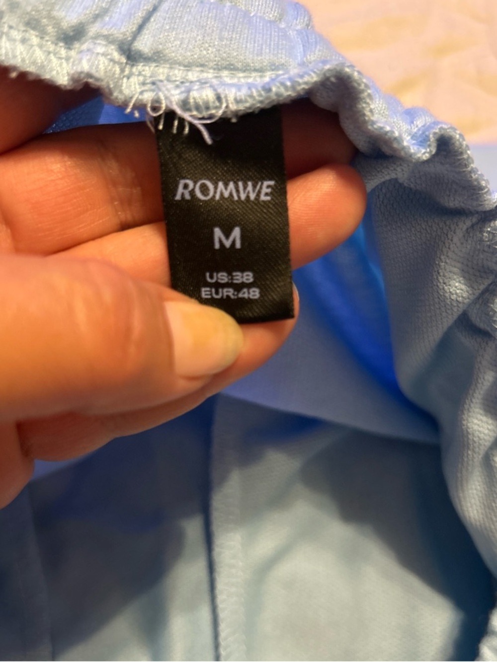ROMWE Light Blue Elastic Waist Shorts with Pockets - Picture 2 of 3